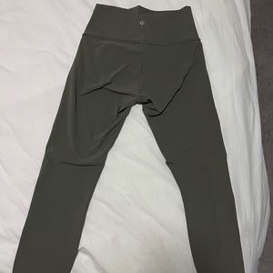 Lululemon wunder under high rise grey sage leggings 7/8 length